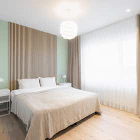 Apartment for rent for ISK 676,320 per month in Reykjavík, Kuggavogur