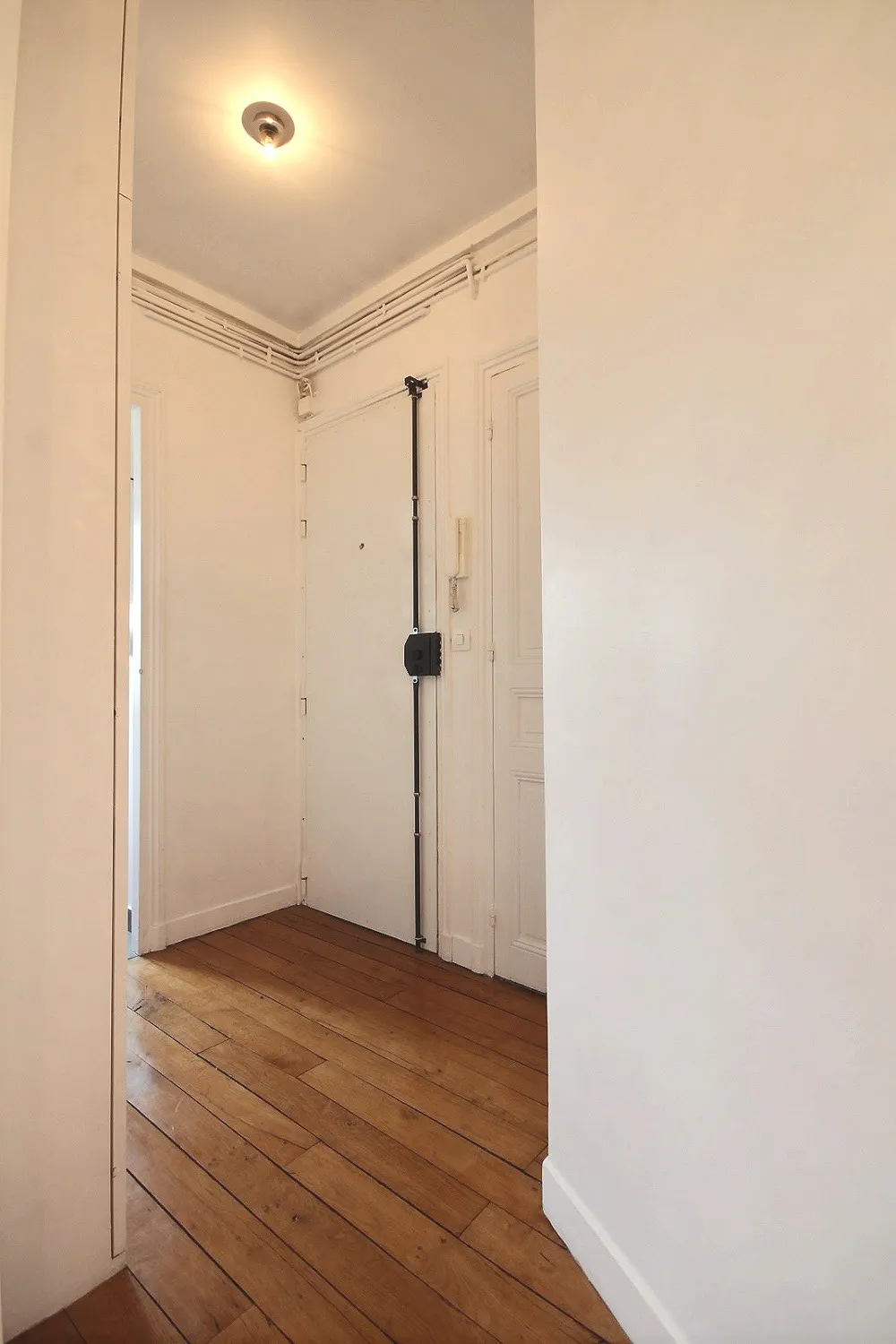 1-Bedroom Apartment in Rue Cyrano de Bergerac, Paris (1462342) ROOM 2