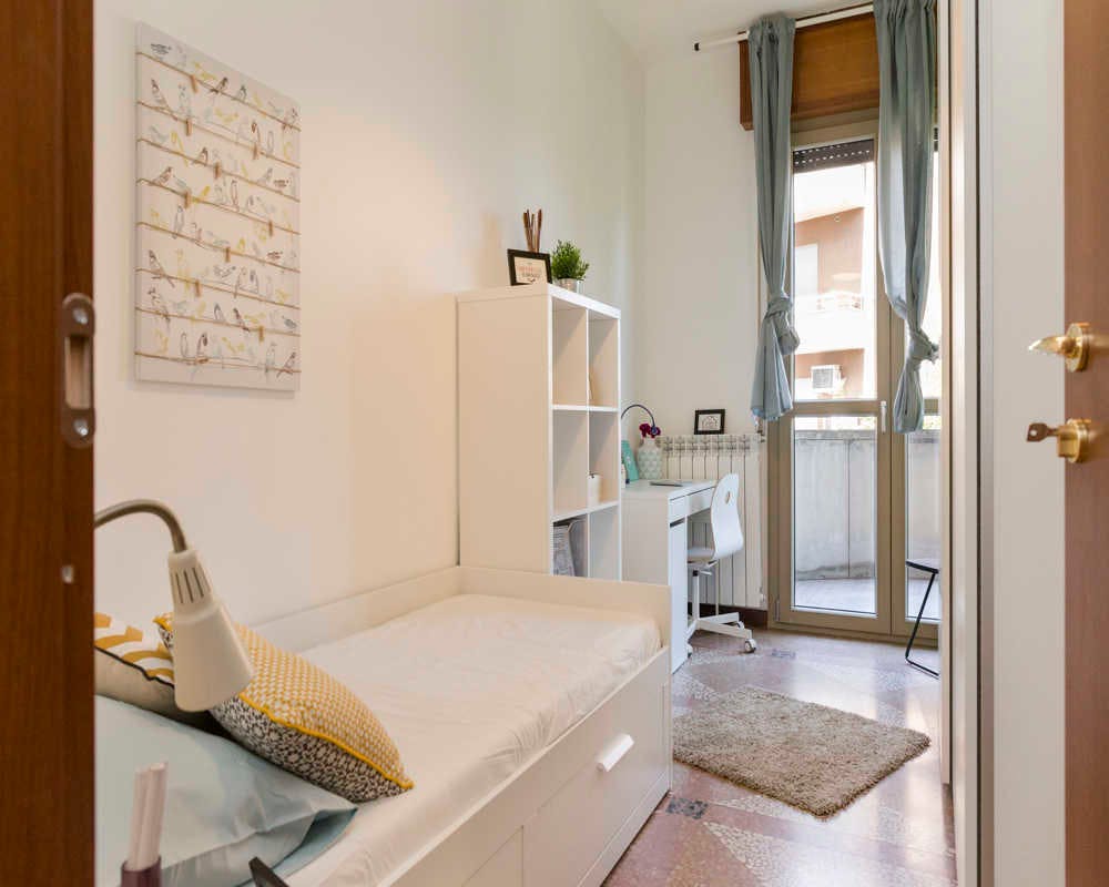 Private room for rent for €450 per month in Bologna, Viale Giovanni Vicini