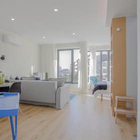 Apartment for rent for €10 per month in Porto, Rua do Bonjardim