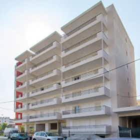 公寓 正在以 €950 的月租出租，其位于 Agios Ioannis Rentis, Nikitara