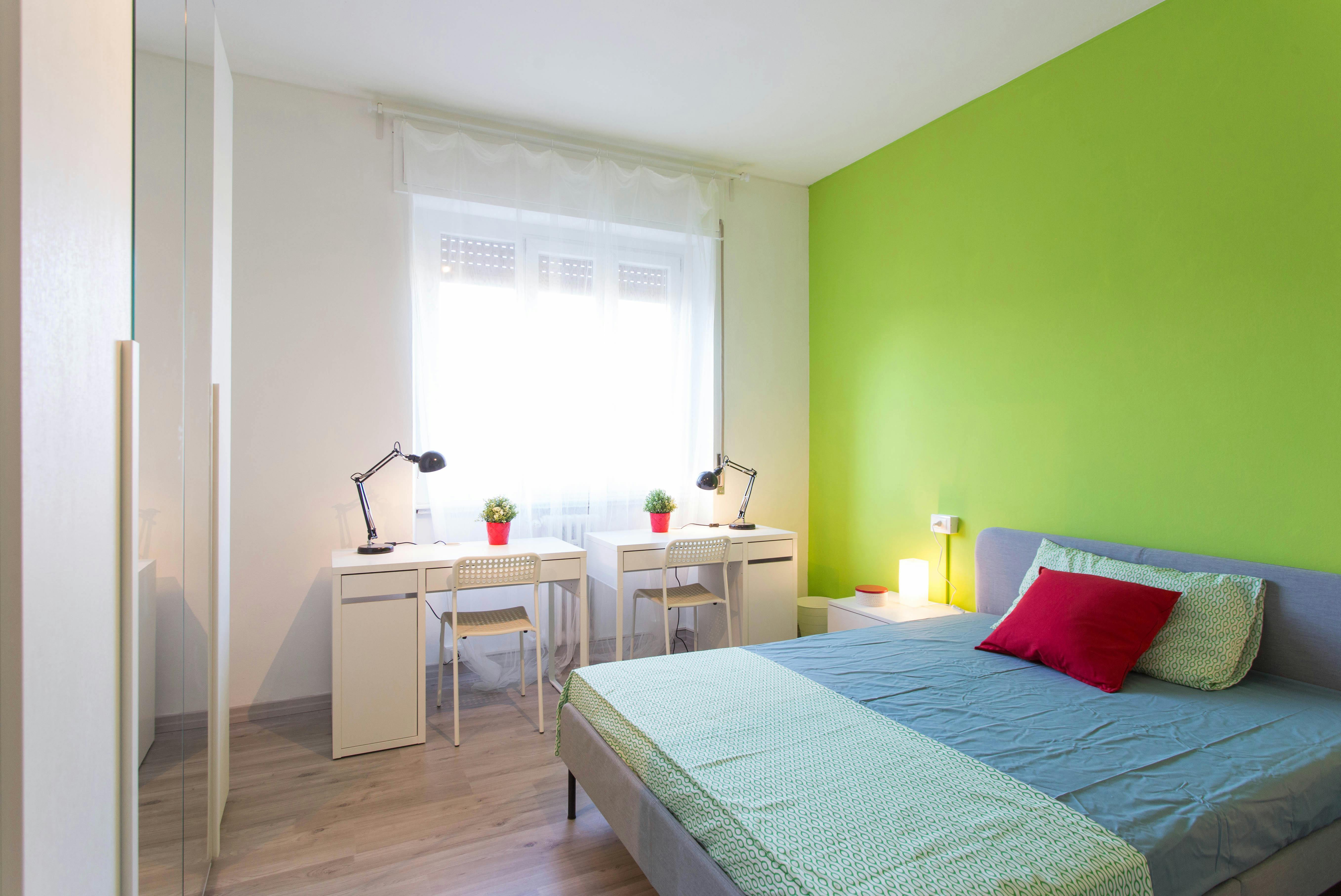 Shared room for rent for €230 per month in Milan, Via Palmi