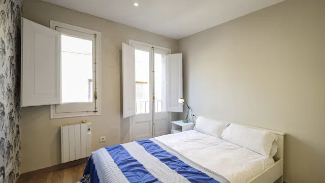 2-Bedroom Apartment in Carrer de l'Hospital, Barcelona (1462759) room image 1