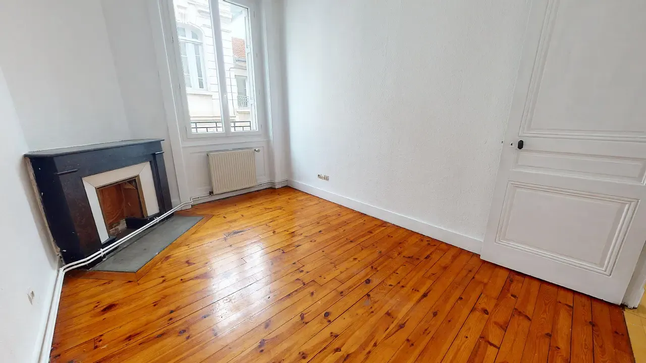 1-Bedroom Apartment in Rue Rouget de Lisle, Saint-Étienne (1462786) ROOM 2
