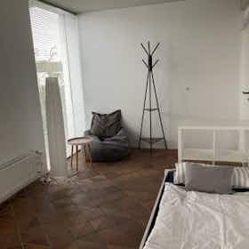 Pokój prywatny do wynajęcia za 725 € miesięcznie w mieście Aachen, Simpelvelder Straße