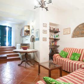 Apartament de închiriat pentru 650 EUR pe lună în Tuscania, Via della Torretta