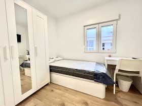 Private room for rent for €375 per month in Leganés, Calle Santo Domingo