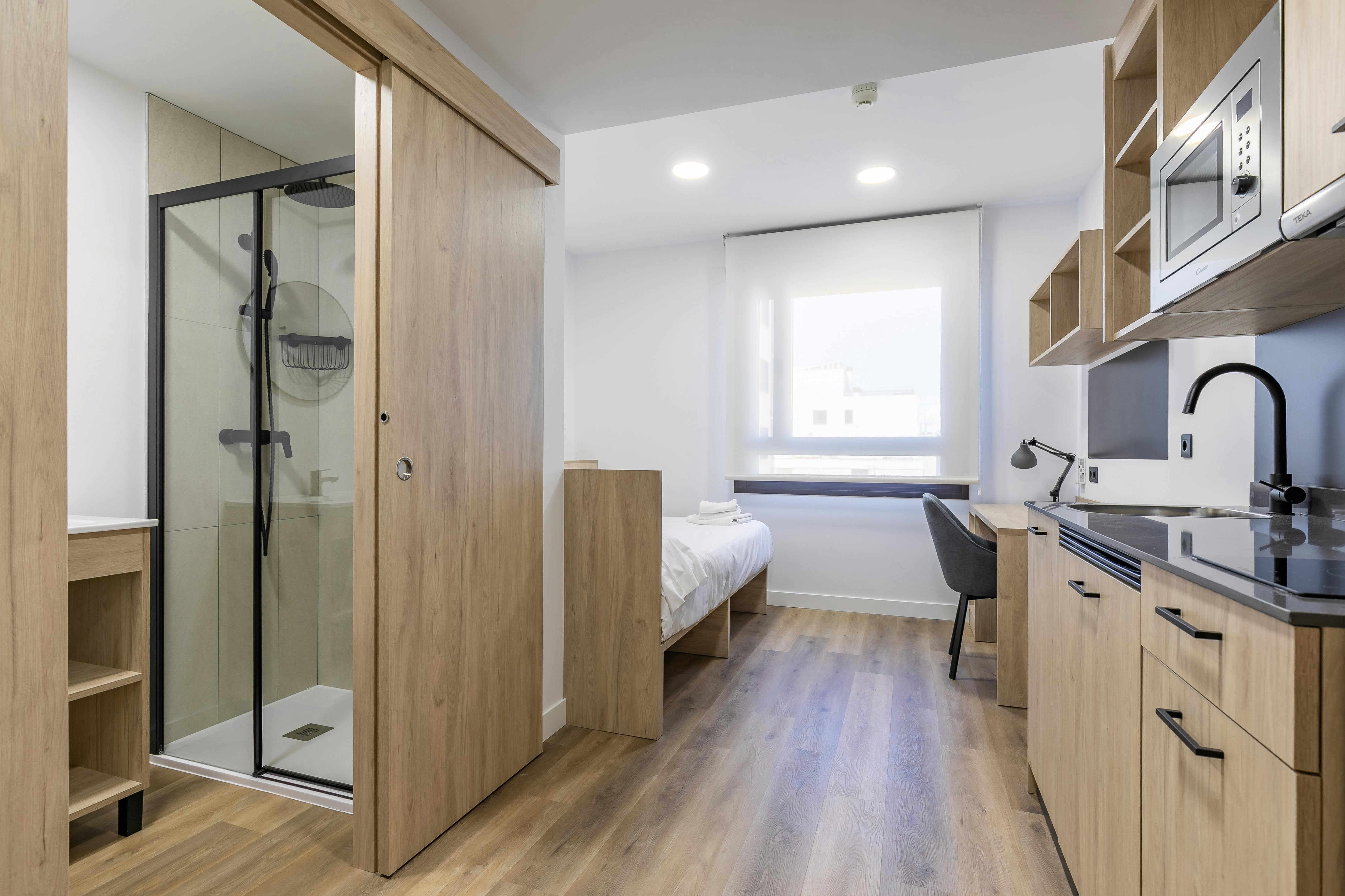 Apartment Madrid, 1 bed, 18m² — photo 1