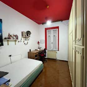 Отдельная комната сдается в аренду за 410 € в месяц в Parma, Borgo Trinità