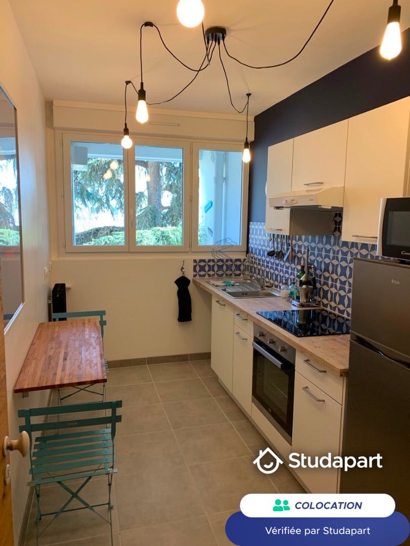 Chambre privée à louer pour 550 €/mois à La Rochelle, Boulevard Joffre