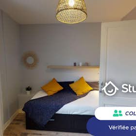 Private room for rent for €468 per month in Bordeaux, Rue Lafontaine