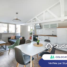 Private room for rent for €480 per month in Angers, Boulevard de Strasbourg