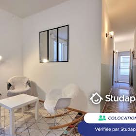 Отдельная комната сдается в аренду за 370 € в месяц в Le Soler, Rue Baptiste Pasque