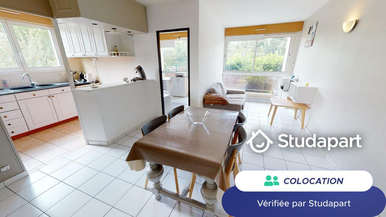 Private room for rent on Rue Paul Doumer, Loos