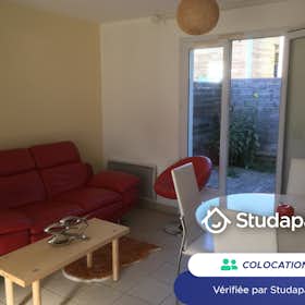 Private room for rent for €470 per month in La Rochelle, Rue de la Sauvagère