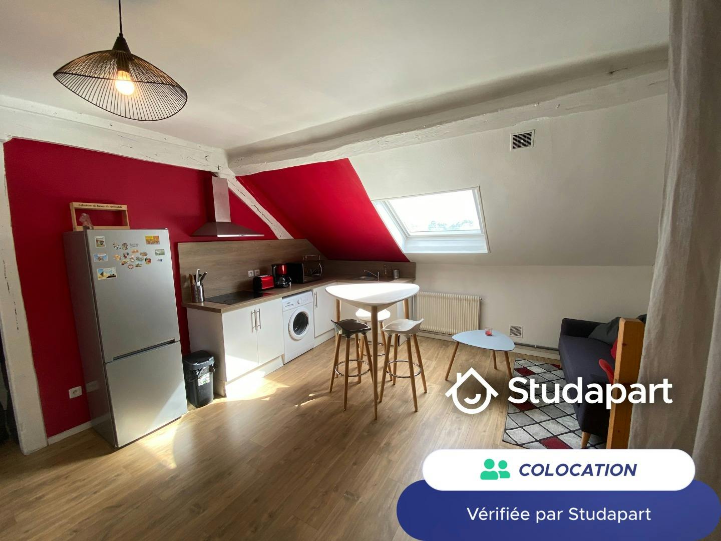 Private room for rent for €395 per month in Rouen, Rue Saint-Julien