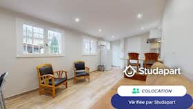 私人房间 正在以 €516 的月租出租，其位于 Avignon, Boulevard du Comtat