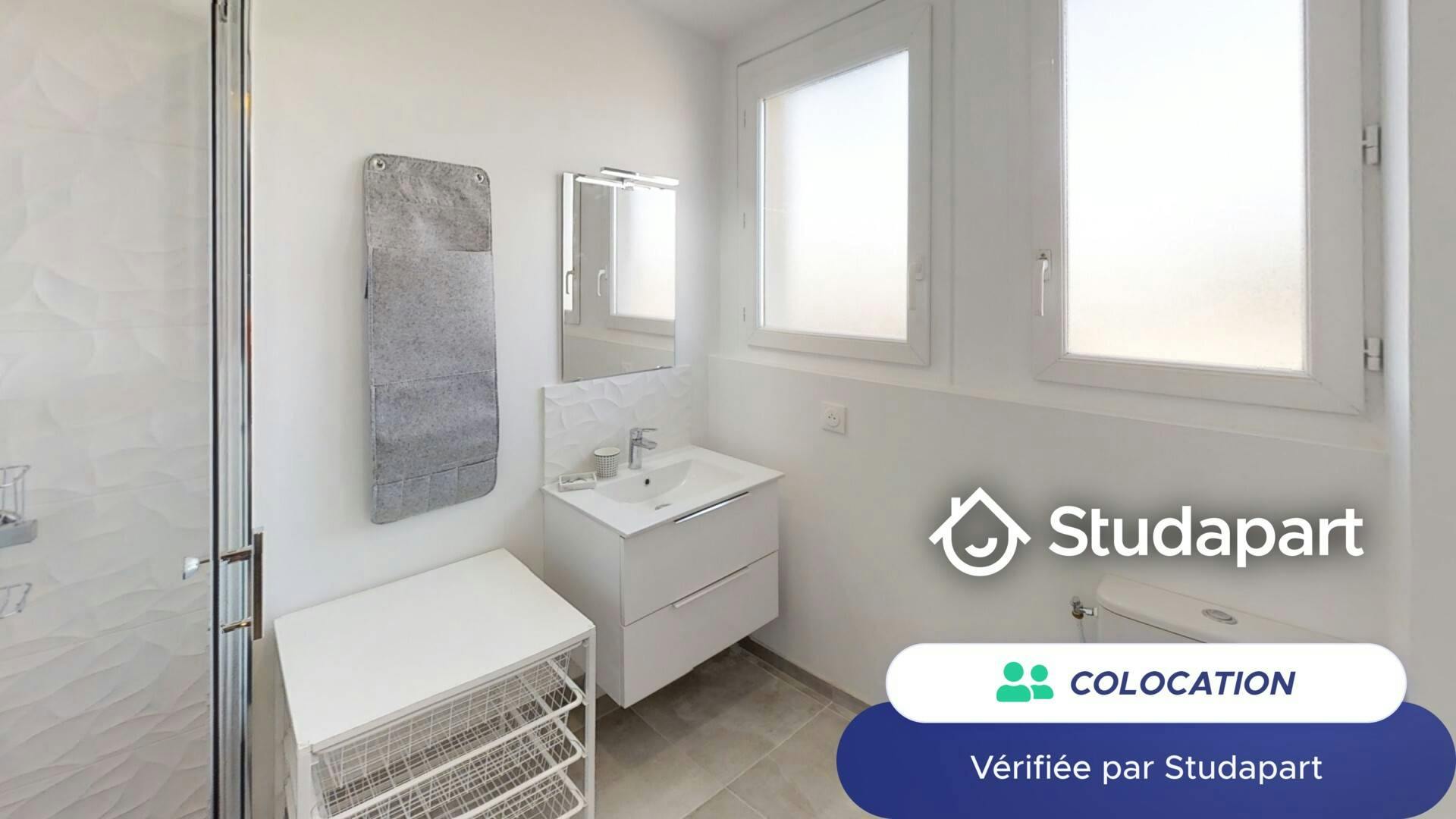 Private room for rent on Avenue des Minimes, Toulouse - Plus