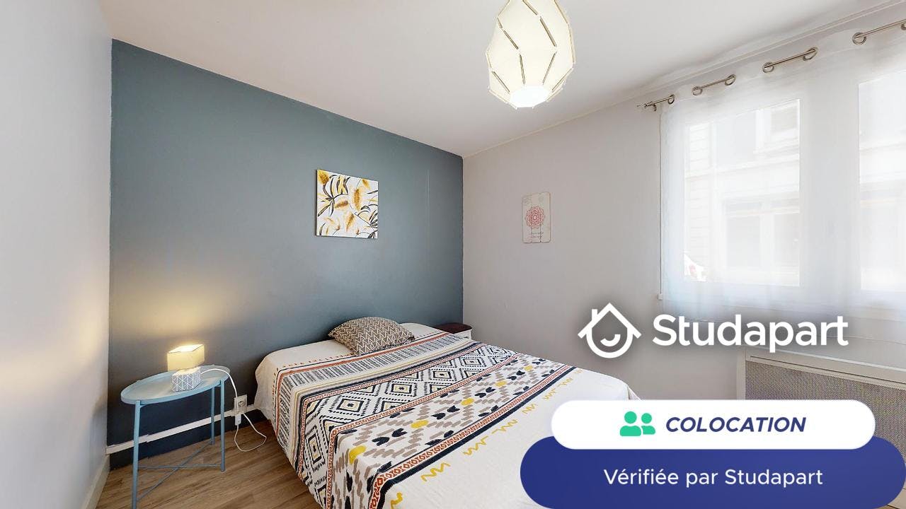 Private room for rent on Rue Camy, Pau
