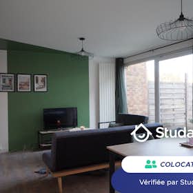 Private room for rent for €550 per month in Cergy, Lieu-dit Les Plants Verts