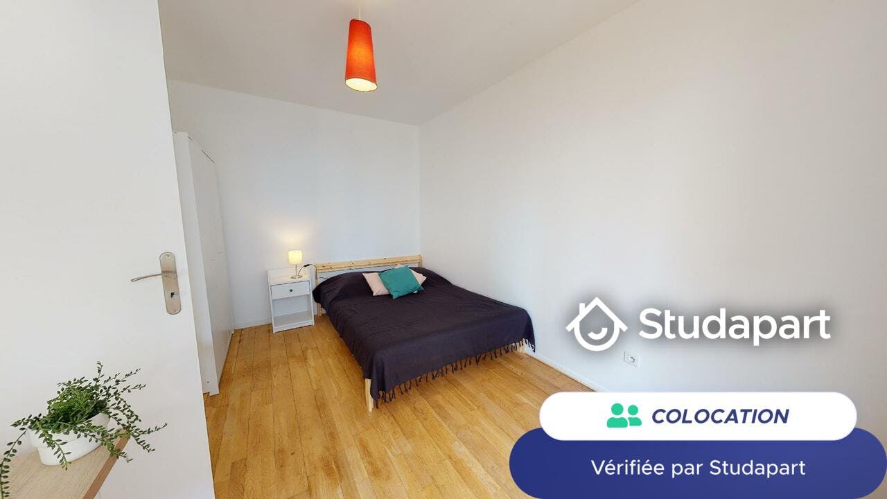 Private room for rent on Rue Charny, Villeurbanne - View 5