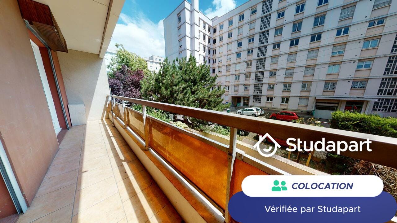 Private room for rent on Rue Charny, Villeurbanne - View 3