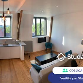 Private room for rent for €475 per month in Roubaix, Grande Rue