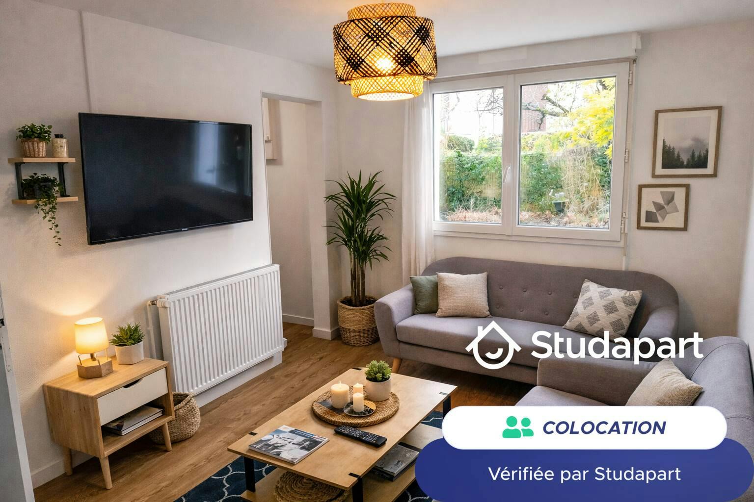 Private room for rent for €390 per month in Angers, Boulevard Robert d'Arbrissel