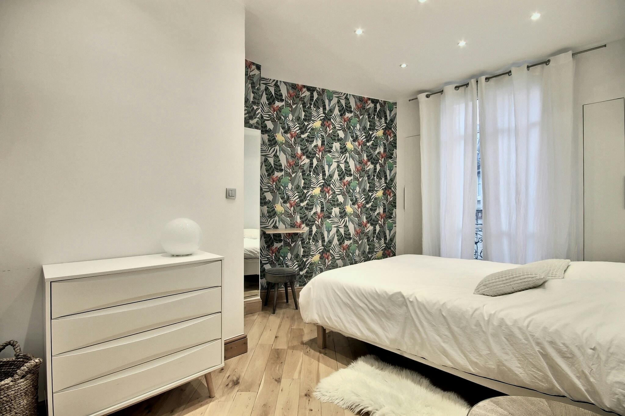 Apartment for rent for €3,124 per month in Paris, Rue Léon Vaudoyer