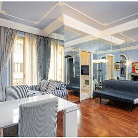 Apartment for rent for €1,600 per month in Milan, Via Francesco Anzani