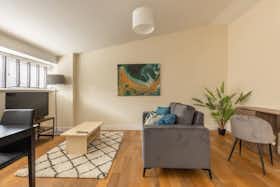 Appartement te huur voor £ 1.116 per maand in London, Acre Lane