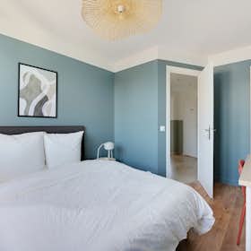 Privé kamer te huur voor € 650 per maand in Massy, Rue Jeanne d'Arc