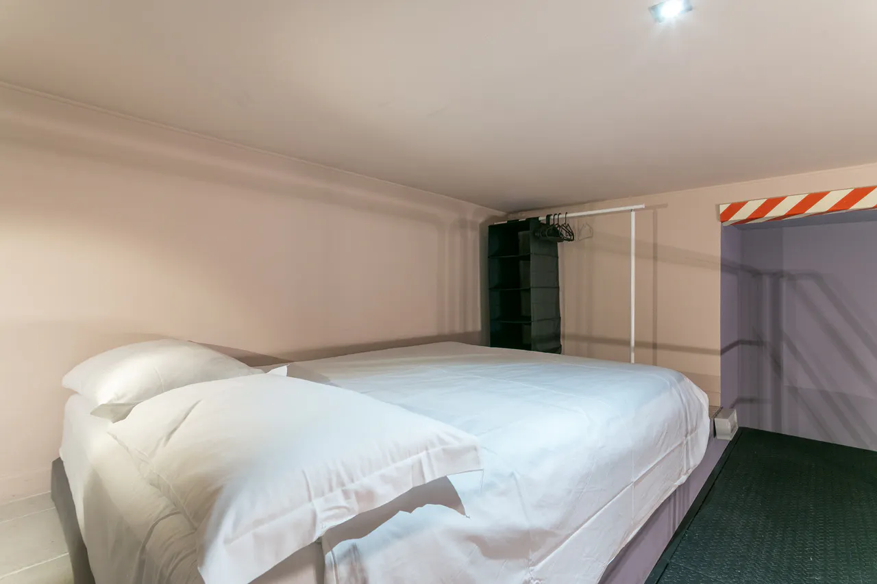 2-Bedroom Apartment in Via Giovanni Battista Sammartini, Milan (1464417) ROOM 2