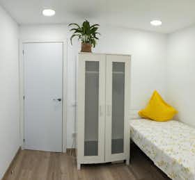 Privé kamer te huur voor € 550 per maand in Barcelona, Carrer de Bernat Martorell