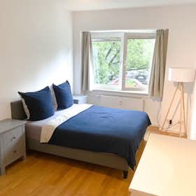 Private room for rent for €899 per month in Frankfurt am Main, Bettinaplatz