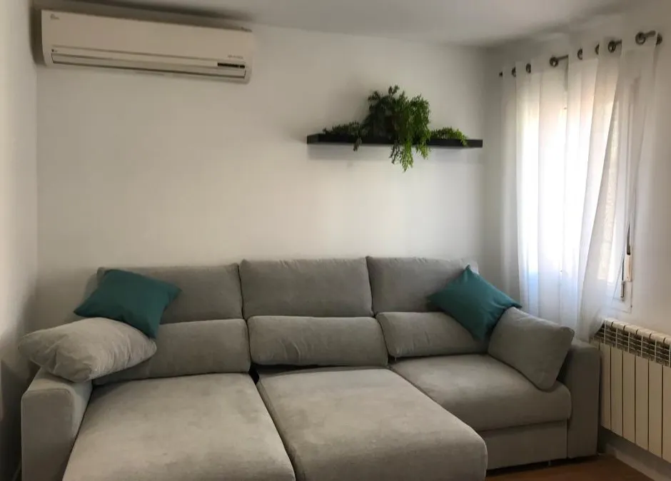 1-Bedroom Apartment in Calle de Alfonso X, Madrid (1464521) ROOM 2