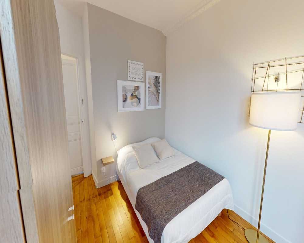 Private room in Rue Chaligny, Paris (1464624) room image 2