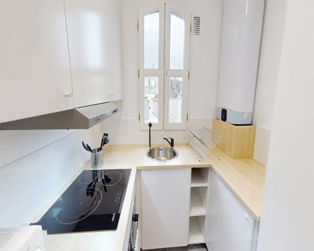 Private room in Rue Chaligny, Paris (1464632) room image 7