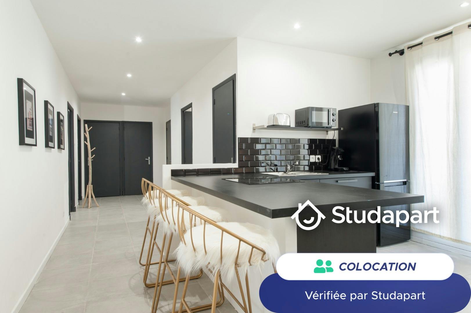 WG-Zimmer zu mieten für 500 € pro Monat in Marseille, Rue d'Amiens