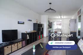 Apartamento para alugar por € 2.100 por mês em Bordeaux, Rue Achard
