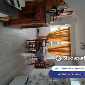 Habitación privada en alquiler por 400 € al mes en La Rochelle, Rue du Général de Castelnau
