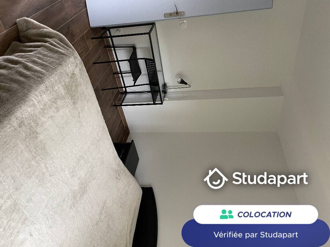 Chambre privée à louer pour 550 €/mois à Biot, Avenue des Fauvettes