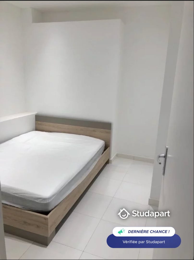 Apartment for rent for €810 per month in Nice, Rue Louis de Coppet