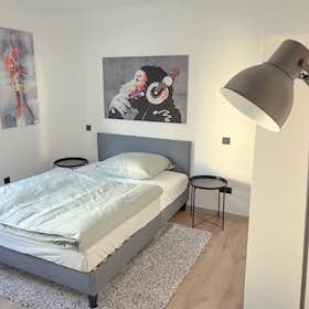 Private room for rent for €899 per month in Frankfurt am Main, Kettenhofweg