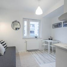 Studio for rent for €500 per month in Warsaw, ulica Koprzywiańska