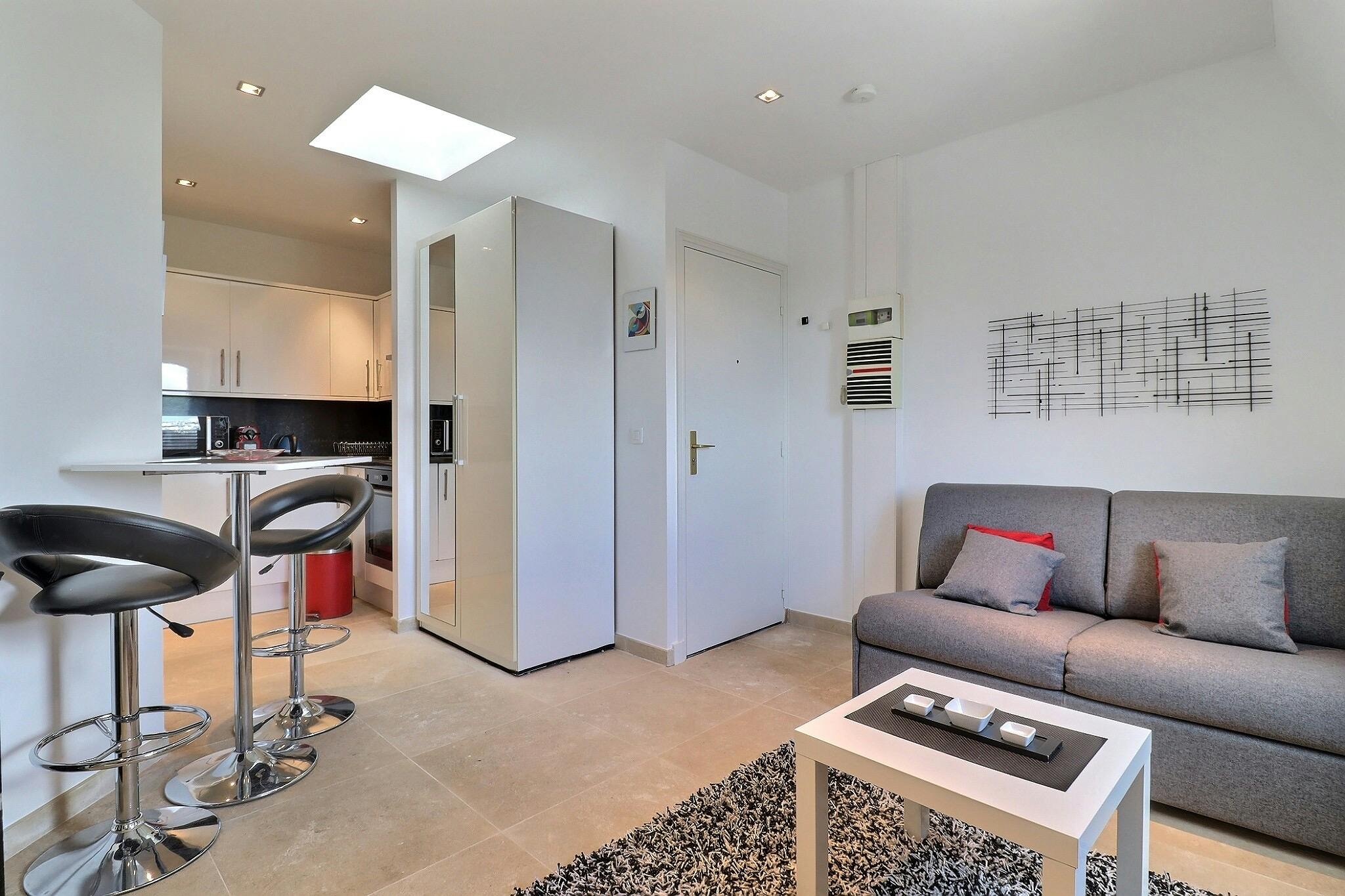 Avenue Foch, Paris preview