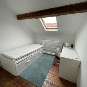 Приватна кімната за оренду для 375 EUR на місяць у Liège, Rue Burton