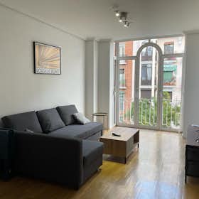 Appartamento for rent for 1.850 € per month in Madrid, Calle de Guzmán el Bueno