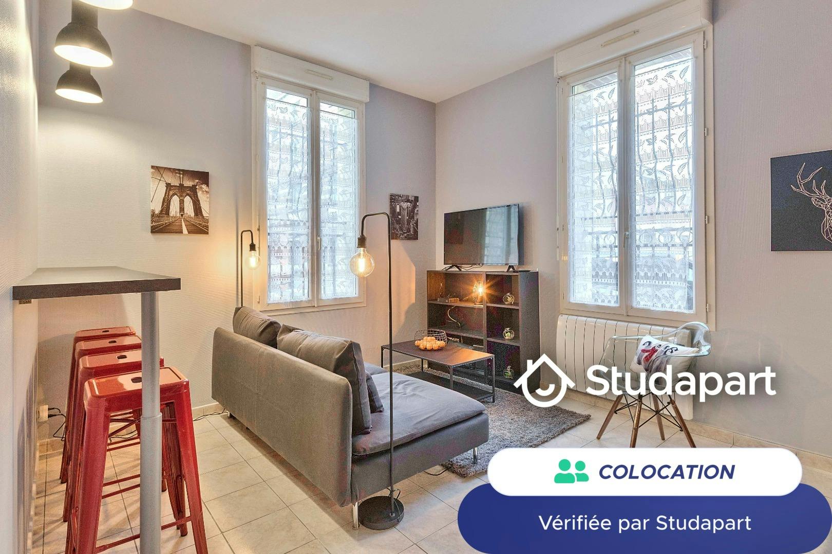 Private room for rent for €420 per month in Le Havre, Rue Casimir Delavigne