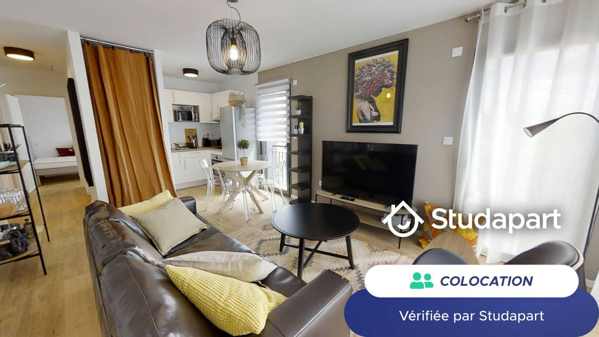 Private room for rent on Rue Mathaly, Toulouse